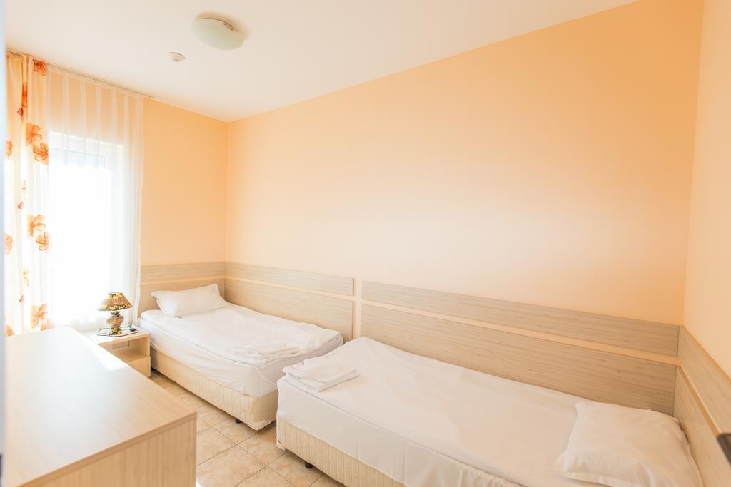 Belle Air Aparthotel Слънчев бряг Екстериор снимка