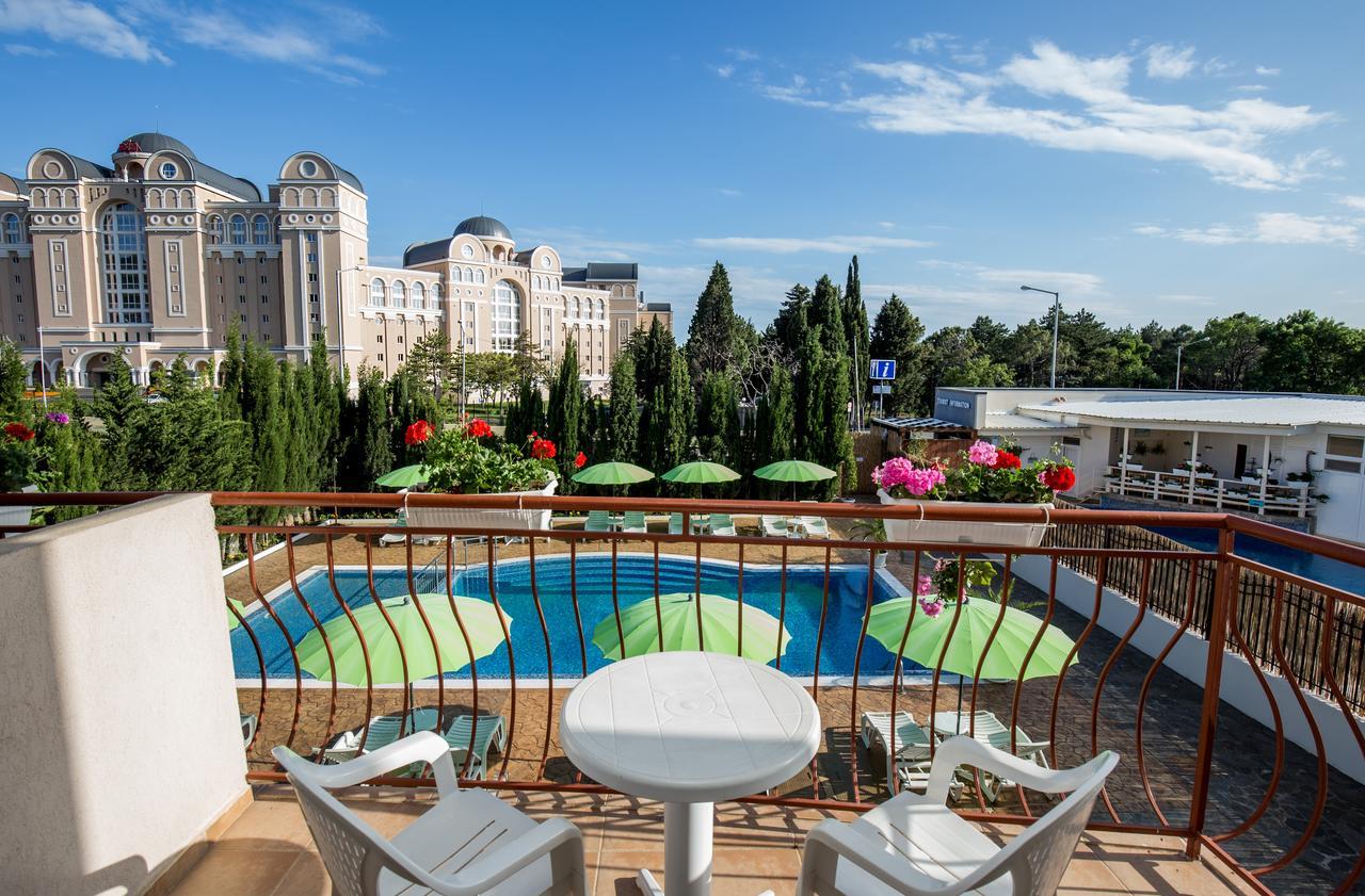Belle Air Aparthotel Слънчев бряг Екстериор снимка